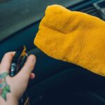 Meguiar's Microfibre Detailing Cleaning Mitt - Image 6