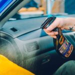 Meguiar's Microfibre Detailing Cleaning Mitt - Image 2